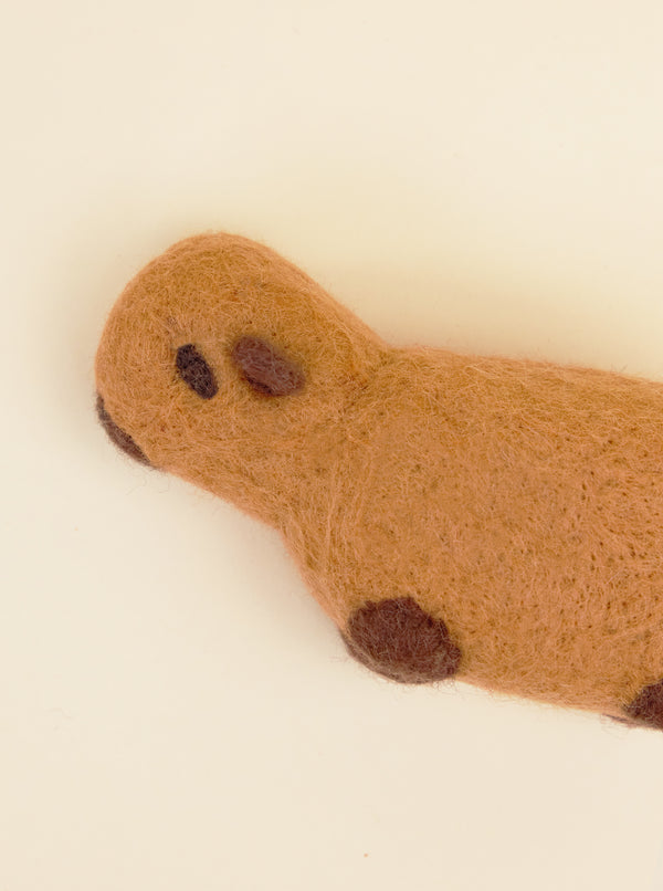 WOOL CAPYBARA DOG TOY