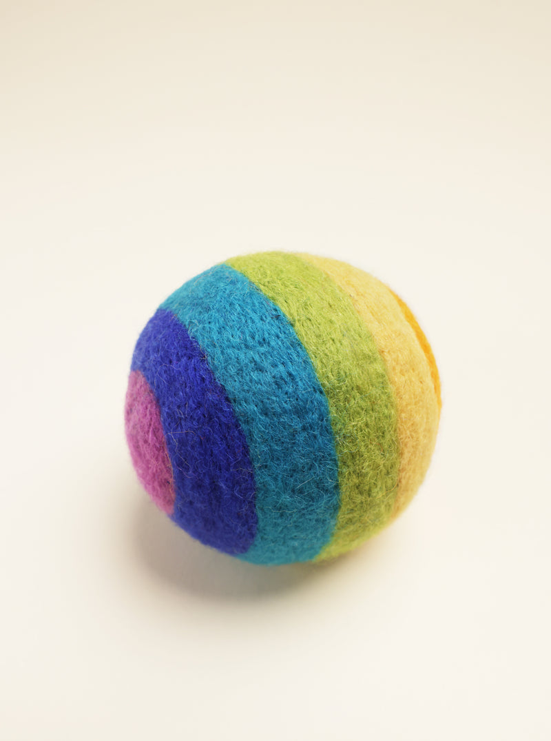 RAINBOW WOOL BALL