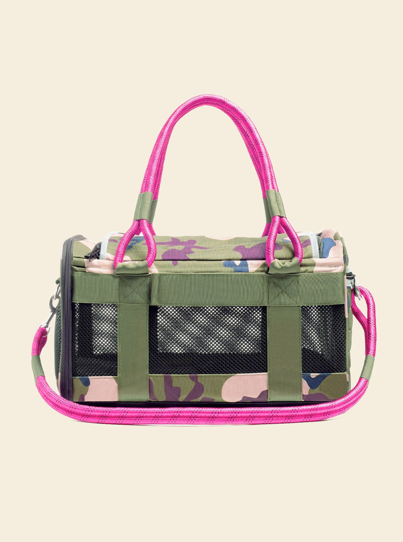 OUT-OF-OFFICE PET CARRIER by Roverlund