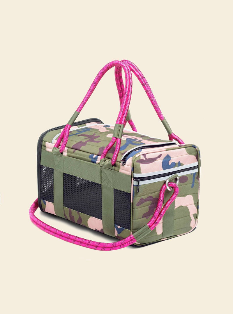 OUT-OF-OFFICE PET CARRIER by Roverlund