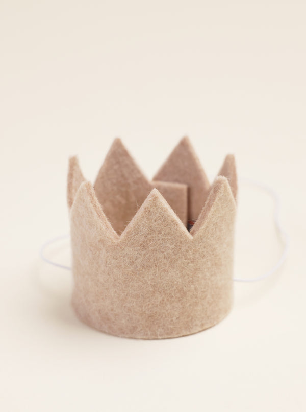 NEUTRAL PARTY CROWNS