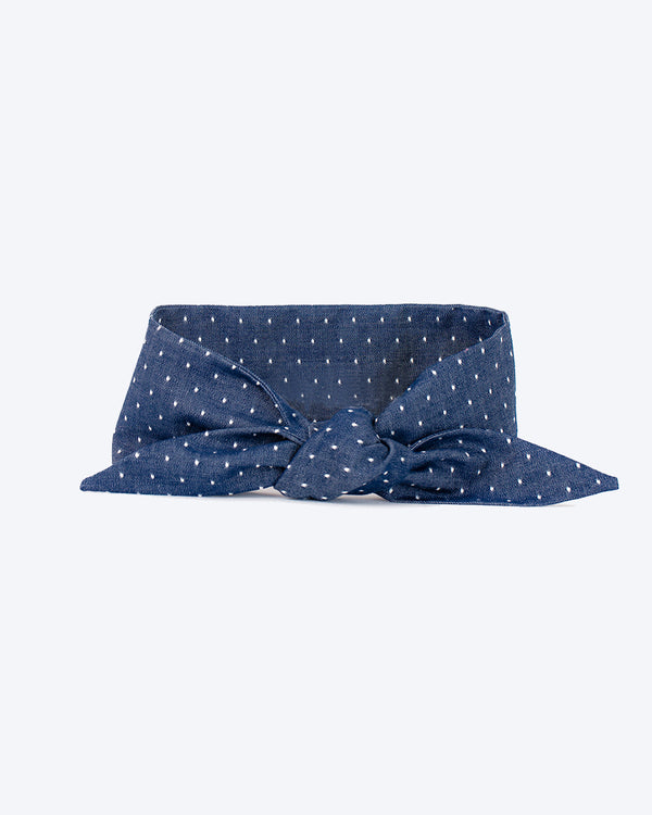 NECKTIE FOR CATS AND DOGS. BANDANA WITHOUT THE FUSS. DENIM POLKADOT PRINT.