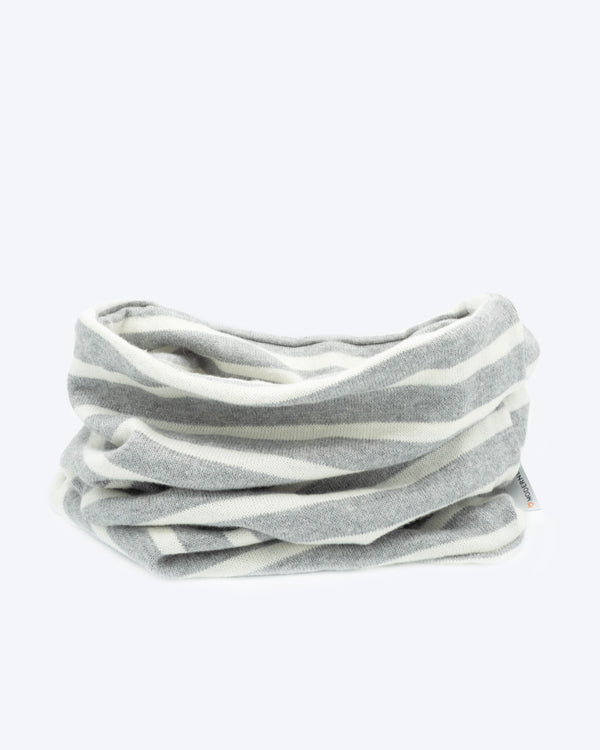 SNOOD FOR DOGS GREY AND WHITE STRIPES. TO KEEP DOGS WARM.