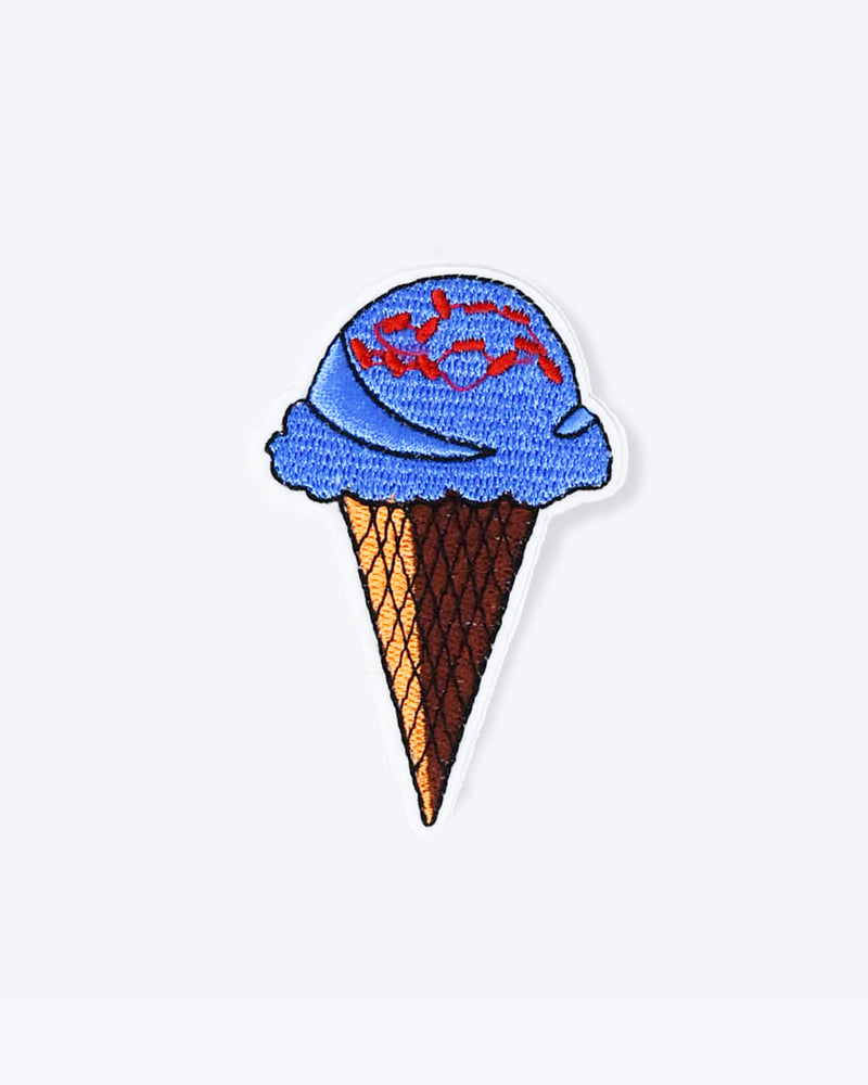 IRON ON ICE CREAM CONE PATCH. BLUE ICE CREAM WITH RED SPRINKLES. PATCH FOR DOG AND CAT BANDANAS.