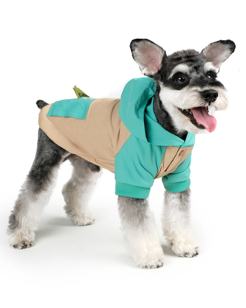 CHARLIE'S BACKYARD WINDBREAKER BUILT IN POOP BAG HOLDER BLUE AND TAN